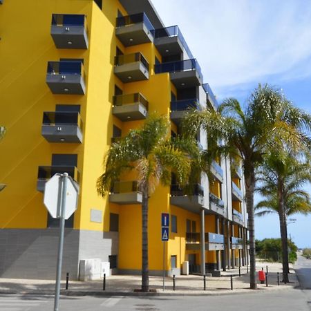 Apartamento Frente Ao Mar Com Piscina De Agua Salgada Quarteira Εξωτερικό φωτογραφία