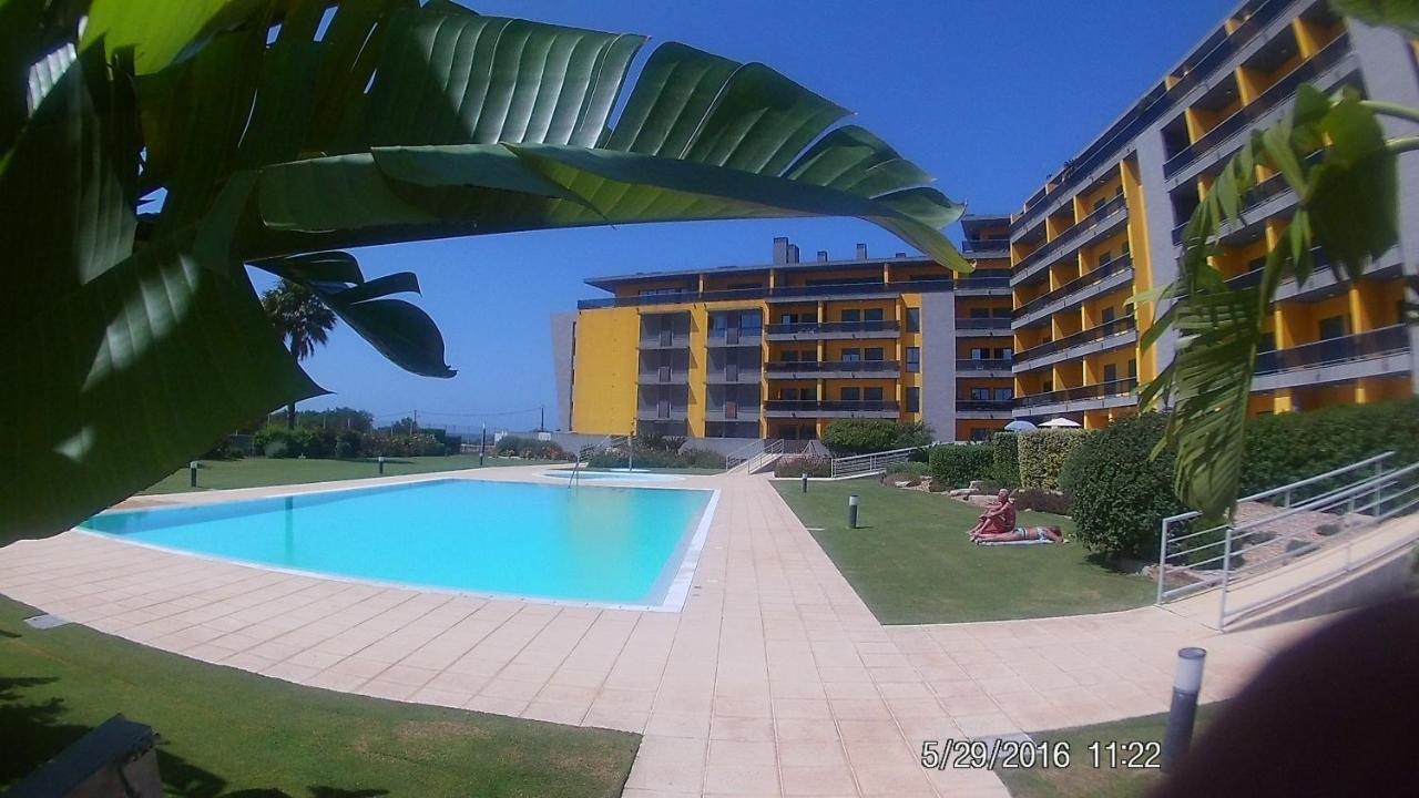 Apartamento Frente Ao Mar Com Piscina De Agua Salgada Quarteira Εξωτερικό φωτογραφία