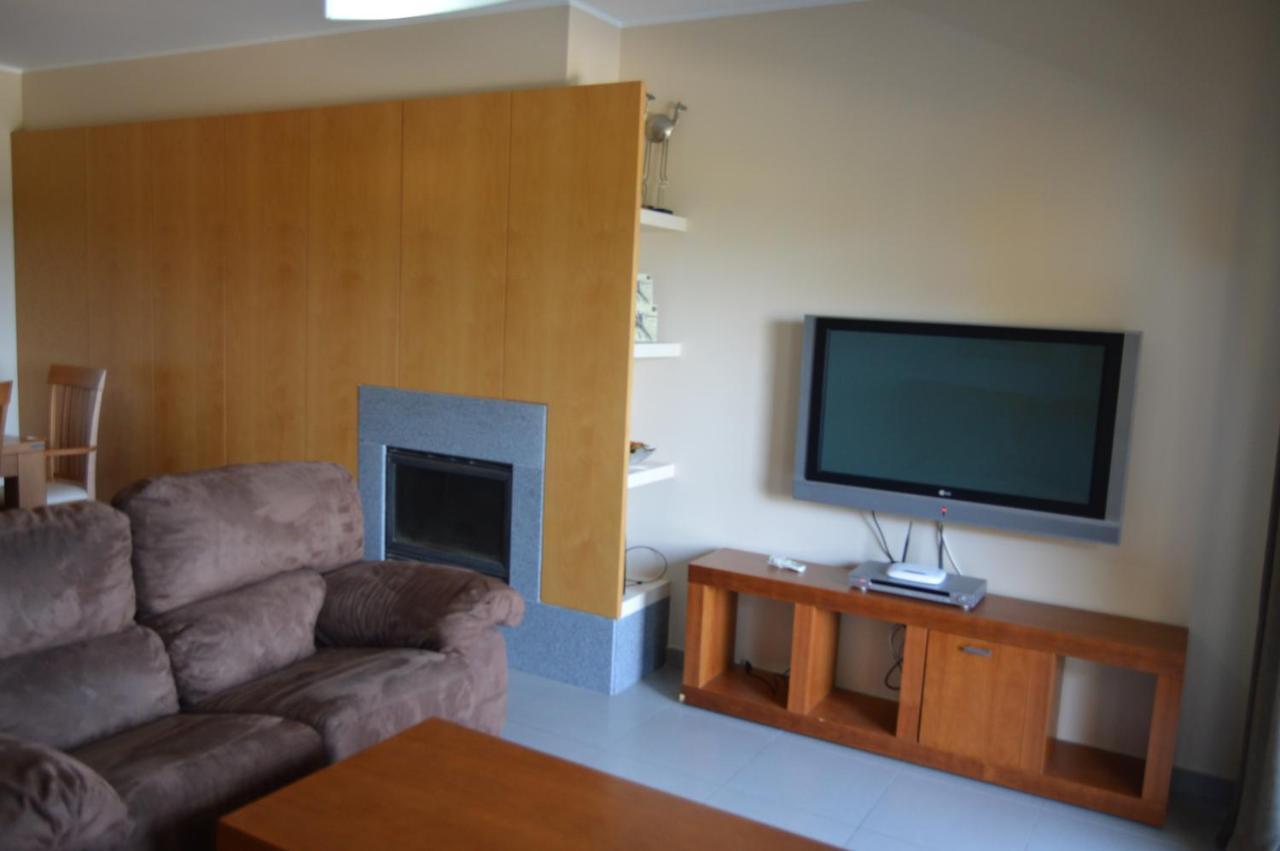 Apartamento Frente Ao Mar Com Piscina De Agua Salgada Quarteira Εξωτερικό φωτογραφία