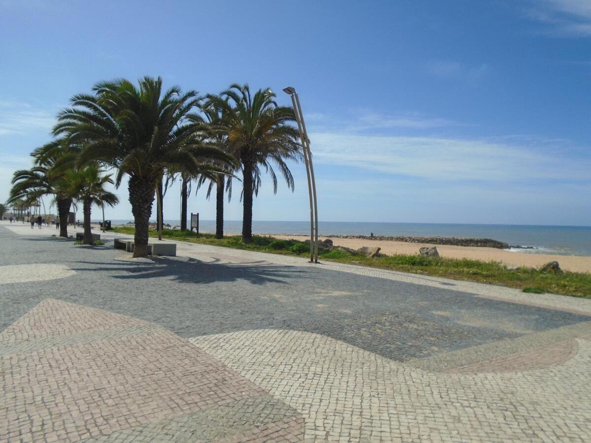 Apartamento Frente Ao Mar Com Piscina De Agua Salgada Quarteira Εξωτερικό φωτογραφία