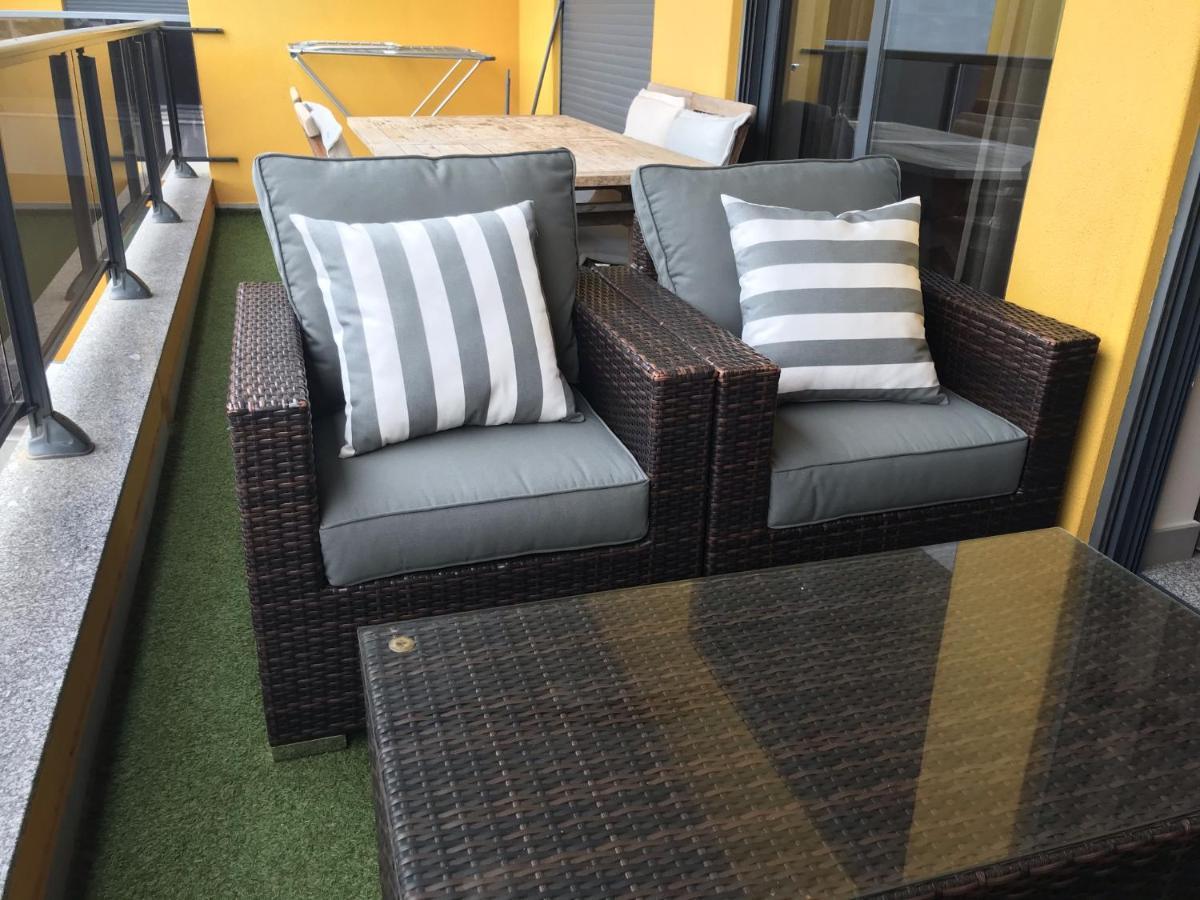 Apartamento Frente Ao Mar Com Piscina De Agua Salgada Quarteira Εξωτερικό φωτογραφία